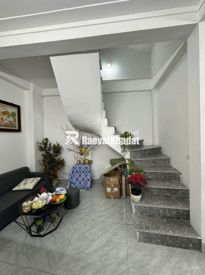 Bán nhà mặt phố Thọ Tháp, Dịch Vọng, Cầu Giấy, 45m2, 4 tầng, 11.8 tỷ, Sổ Đỏ